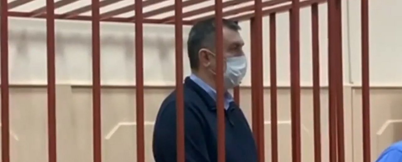 Бывший начальник астраханской таможни приговорен к 7 годам лишения свободы