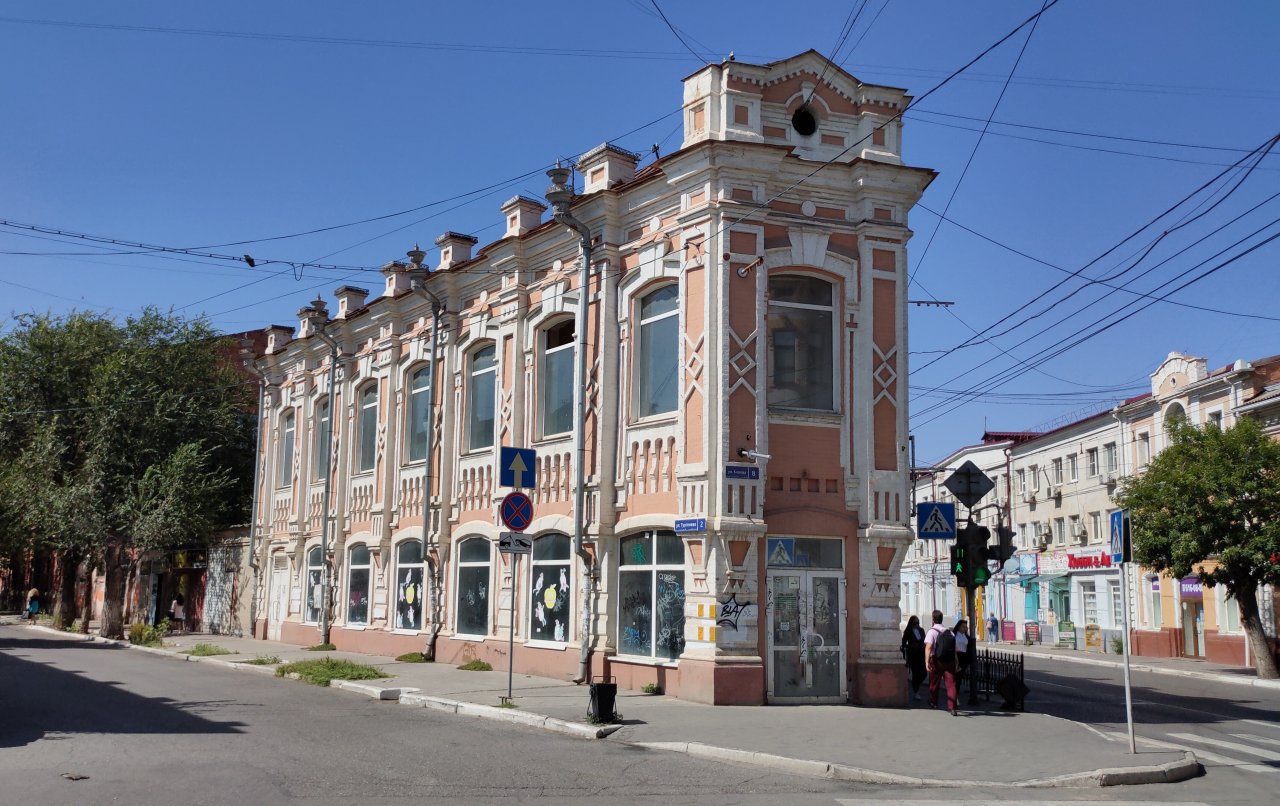 В полузаброшенном здании магазина «Буратино» на Кирова снова будет универмаг