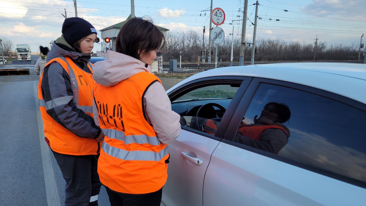 Нарушения водителями транспортных средств правил дорожного движения привели  к 11 ДТП на переездах ПривЖД | АРБУЗ