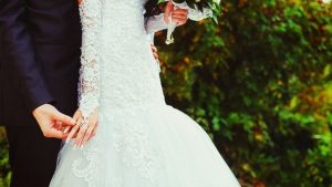 Среди астраханских пар разыграют свадьбу под ключ за три миллиона рублей