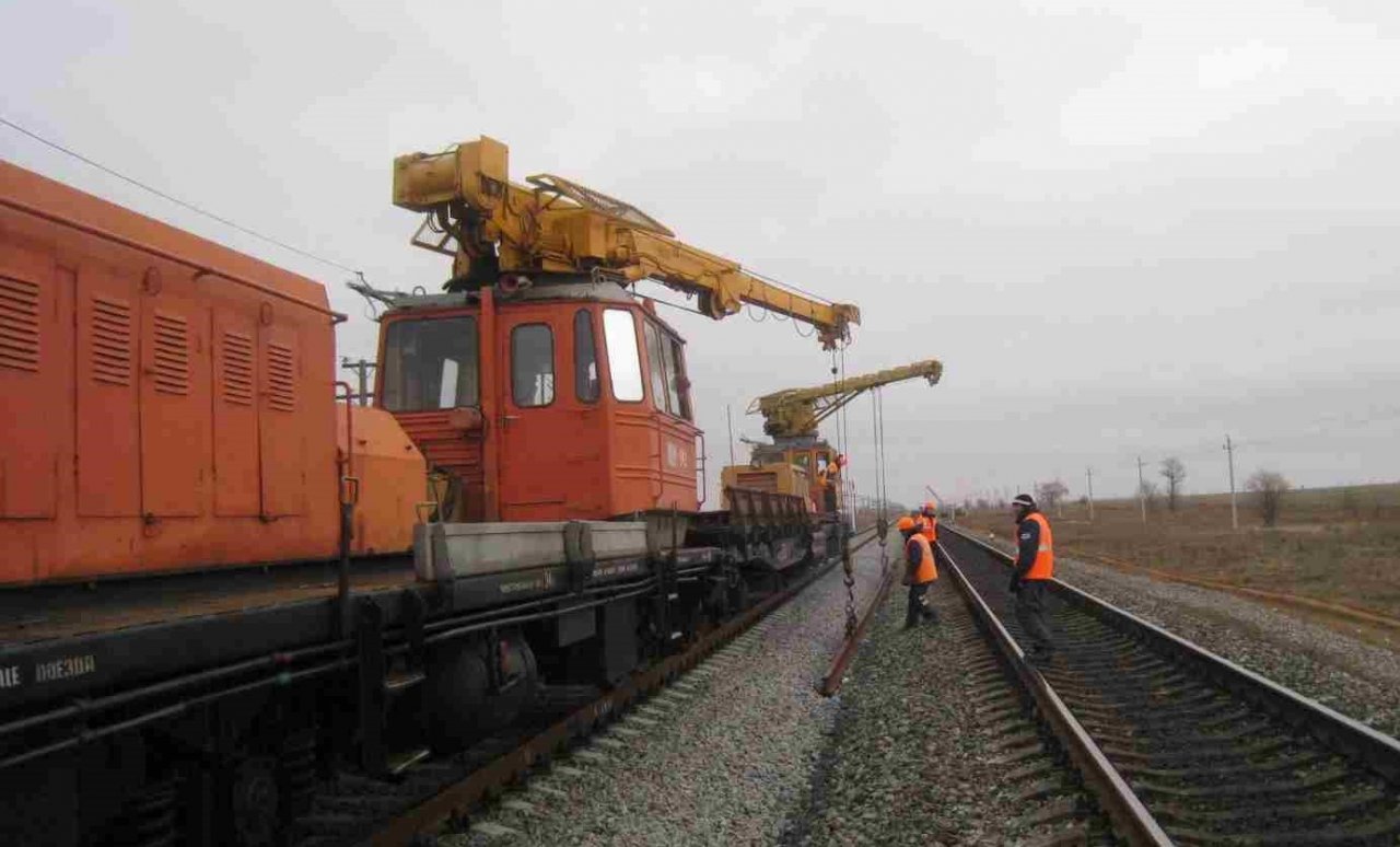 Завершился капитальный ремонт железнодорожного пути на двух перегонах в Астраханской области