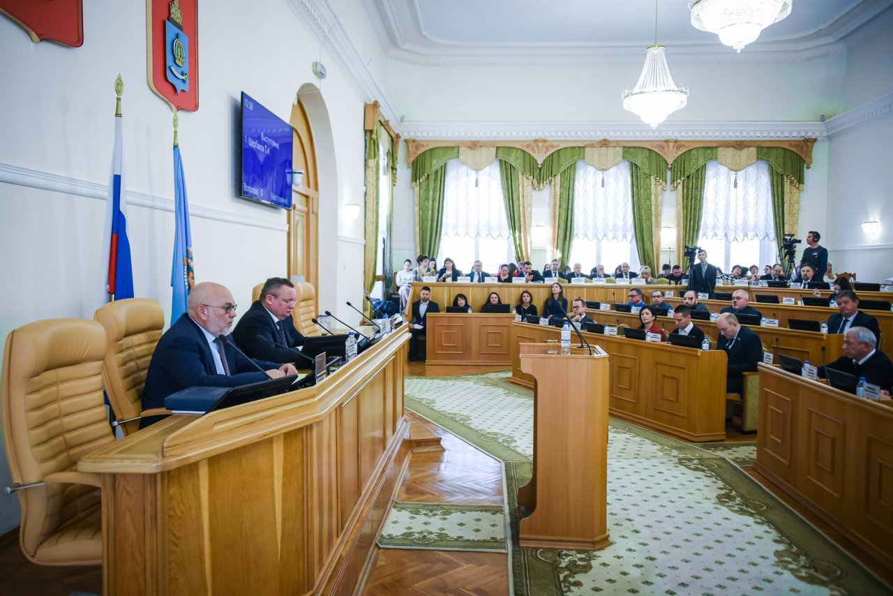 Доходы Астраханской области увеличатся: депутаты приняли бюджет на 2023 год
