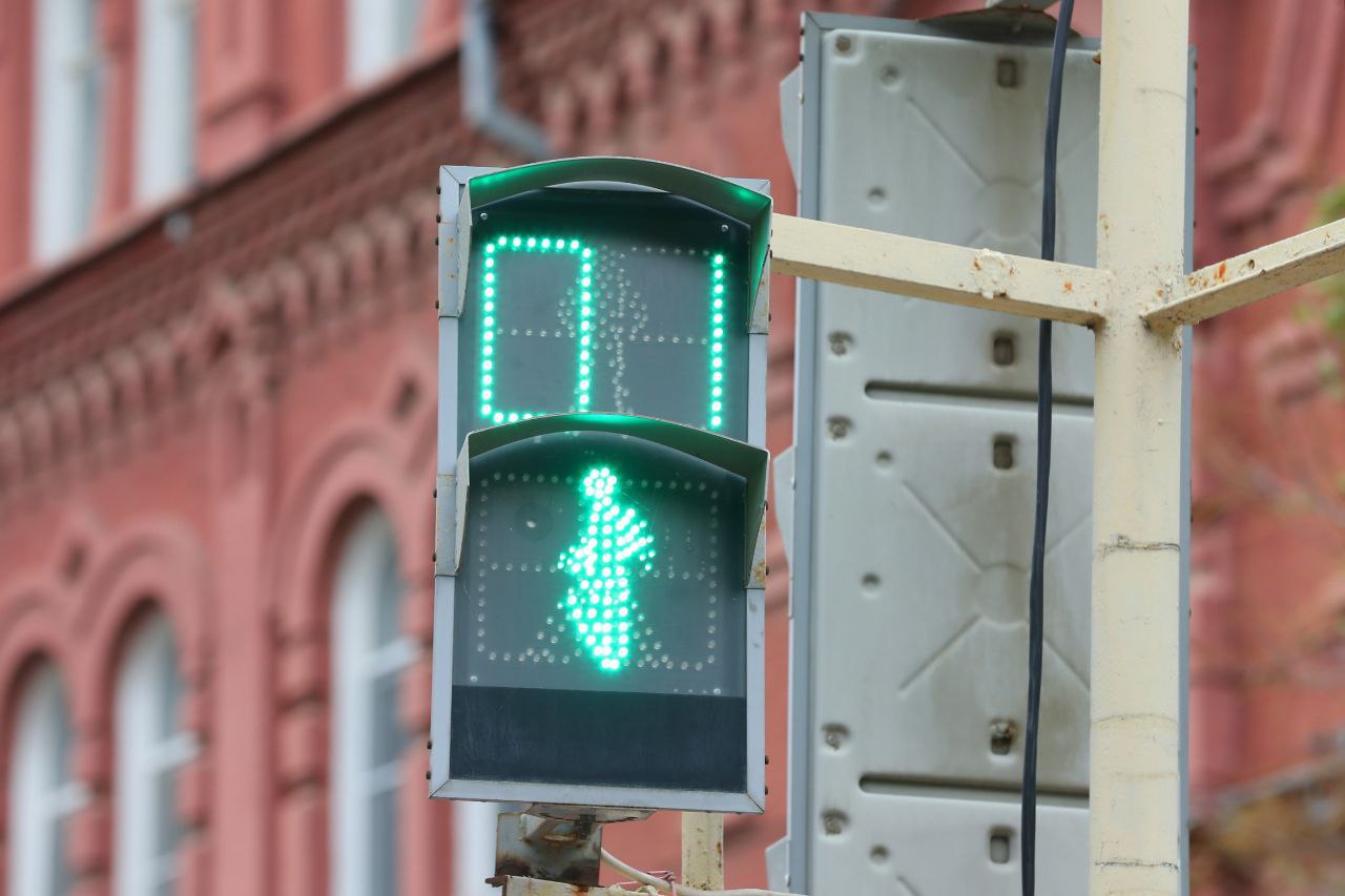 В Астрахани установят десятки новых светофоров