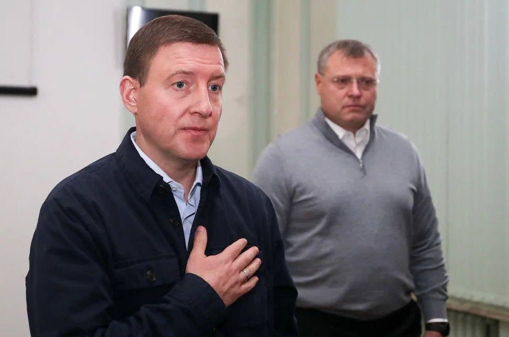 Игорь Бабушкин и Андрей Турчак навестили раненых в ходе СВО астраханских бойцов