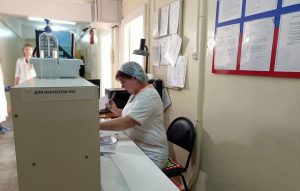 Платят до 150 тысяч: в Астраханской области массово ищут медработников