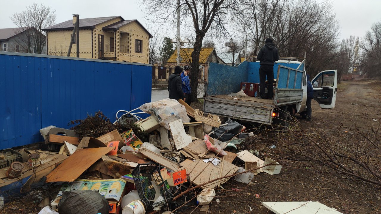 Астраханец заплатит до 50 тысяч за выброшенный не туда мусор