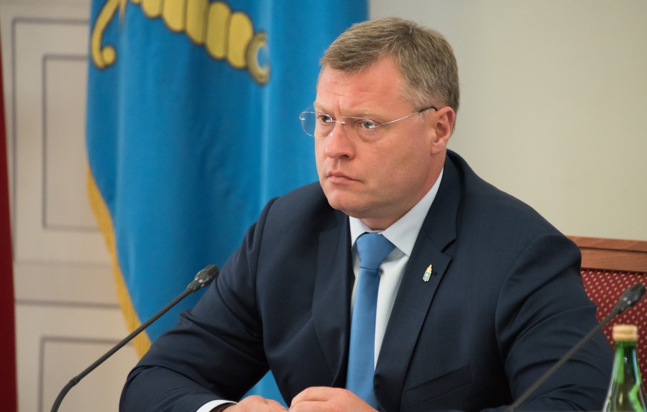 Астраханский губернатор предложил решения проблемы бродячих собак