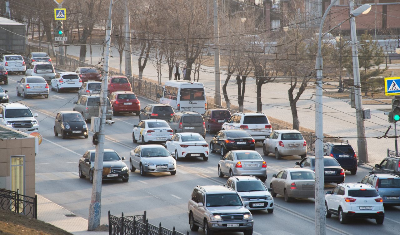 В Астрахани определили самые аварийно опасные участки улиц