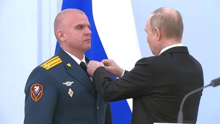 Президент наградил в Кремле военного из Астраханской области
