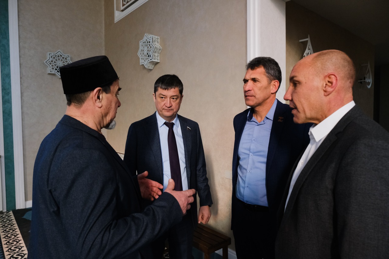 Депутат Госдумы Ринат Аюпов посетил с рабочим визитом Приволжский район