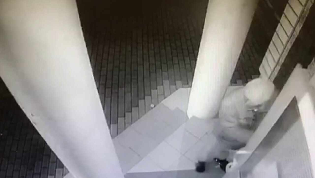 Астраханец вломился в адвокатское бюро и поджег его из–за отсутствия там алкоголя