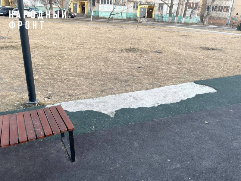Астраханцам рассказали о состоянии детских площадок, на которые власти потратили миллионы