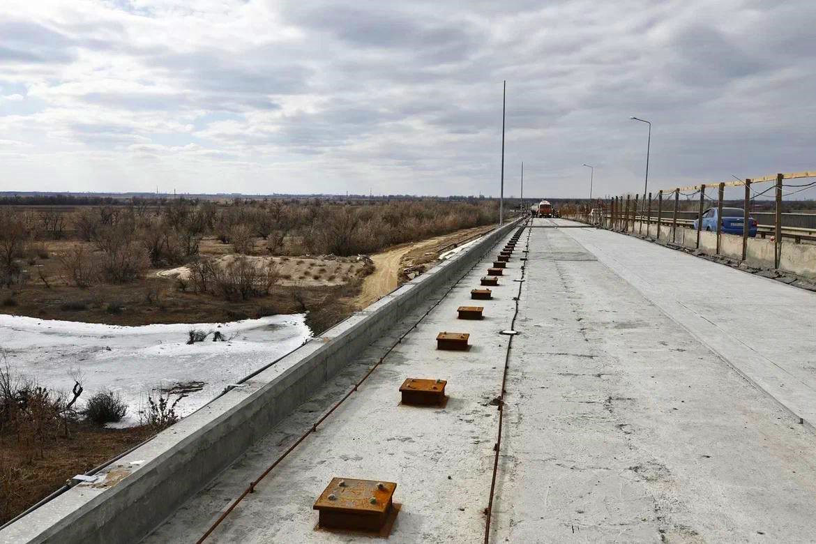 Ремонт моста через Белый Ильмень близится к завершению
