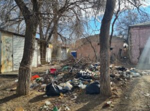 В Астраханской области стали выявлять больше свалок с очень опасным веществом