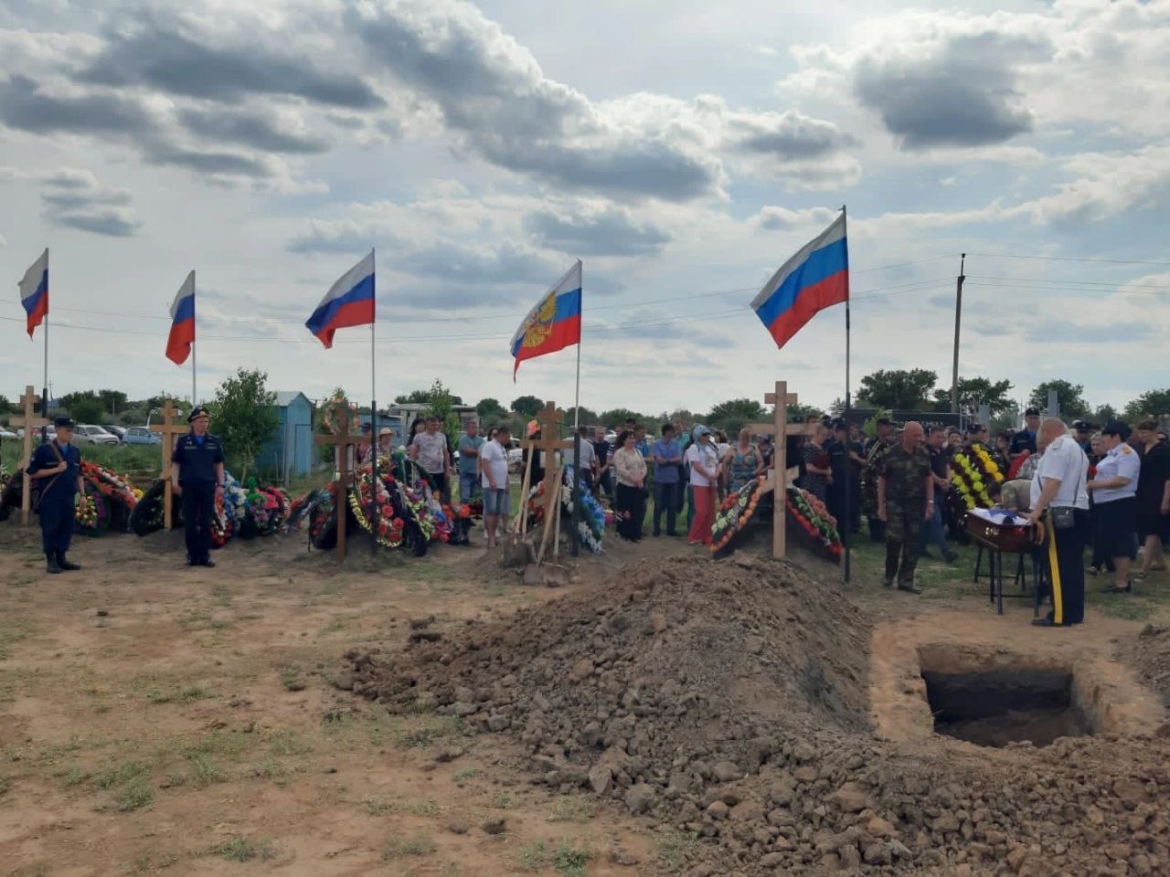 Под Астраханью простились с погибшим на СВО казаком | АРБУЗ