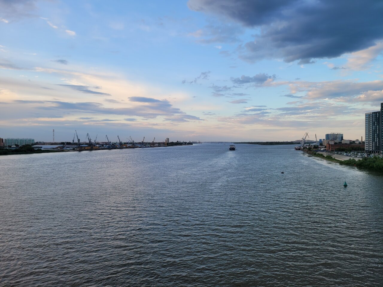 Река Волга со Старого моста