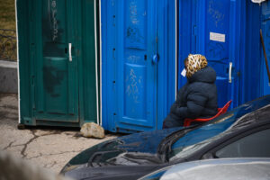 Когда внезапно приспичило: где в Астрахани можно сходить в туалет