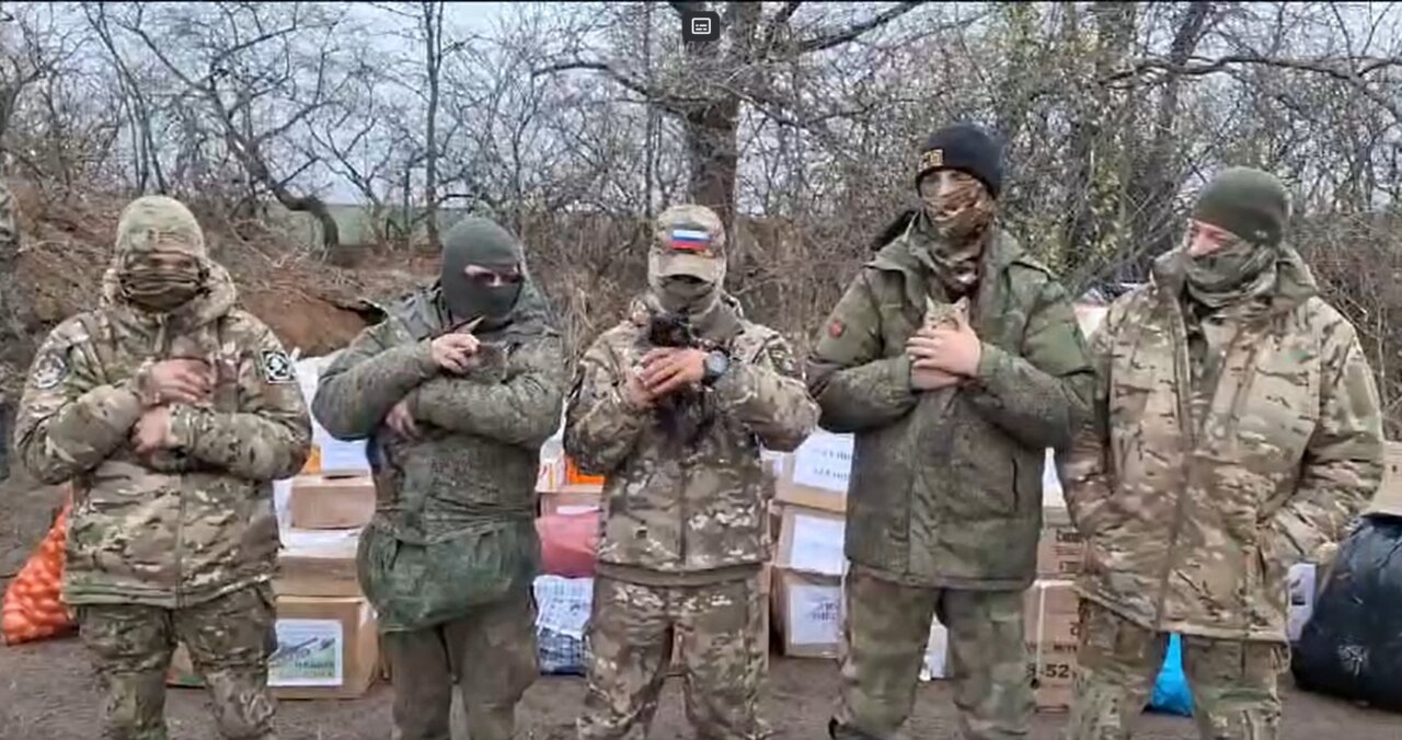 Астраханским бойцам в зону СВО привезли самый милый гуманитарный груз