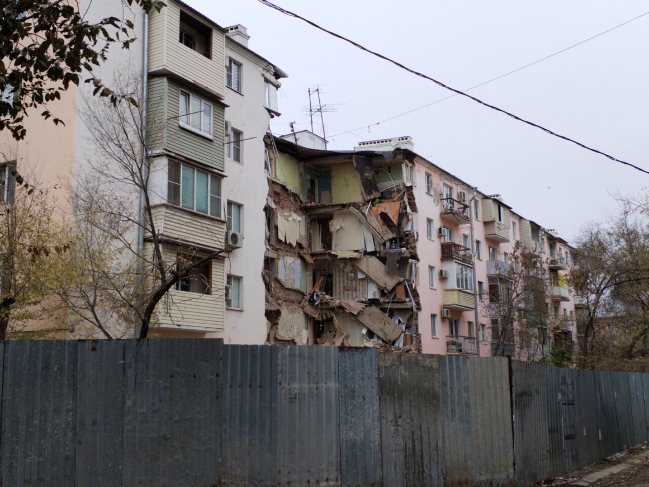 Стало известно, что построят на месте рухнувшей пятиэтажки в Астрахани