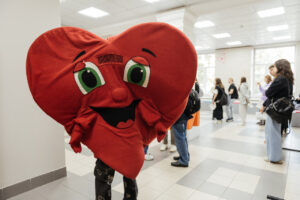 Доноров всех групп крови срочно ищут в Астрахани