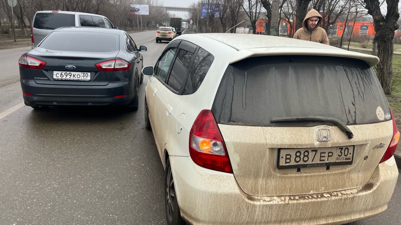 Астраханец избил водителя после ДТП на Мостстрое