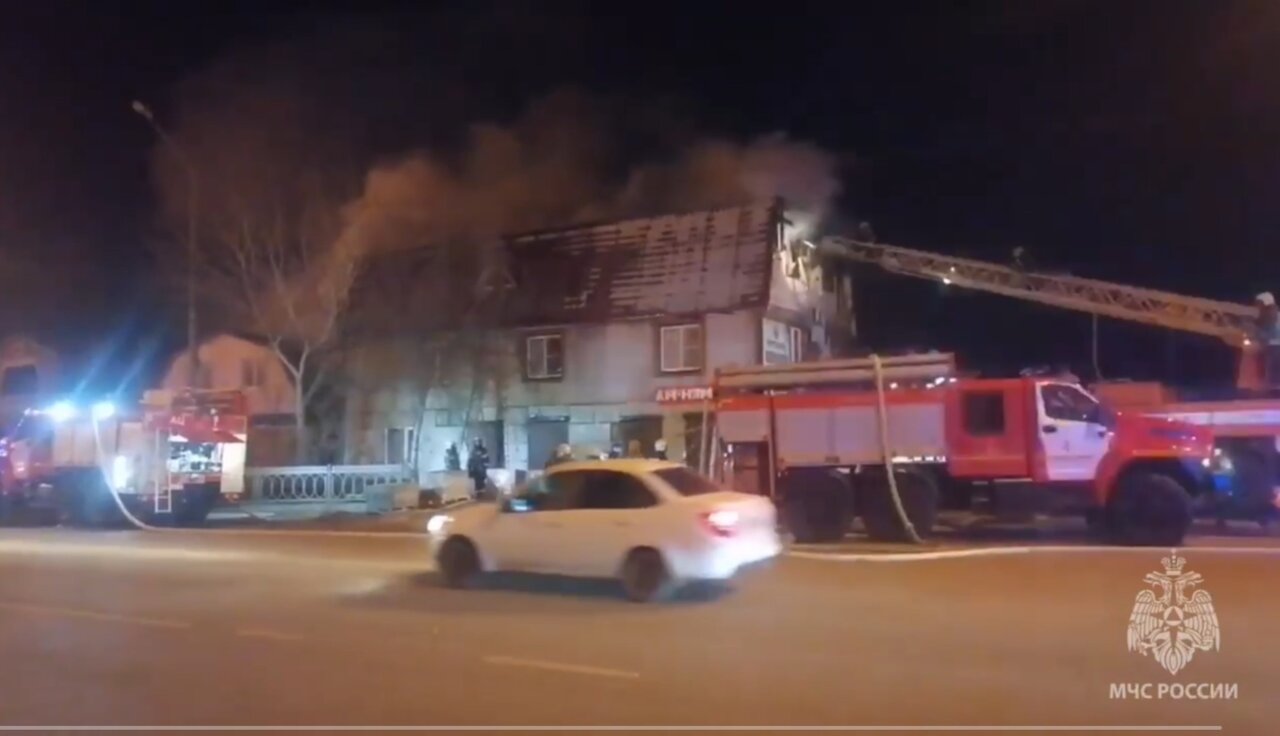 В Астрахани загорелась гостиница