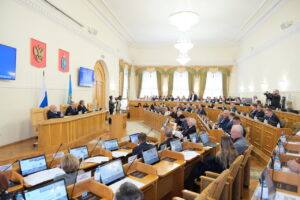 Астраханские депутаты предложили дать самозанятым право на ДМС