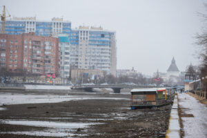 В Астрахань спешат солнечная погода, похолодание и ветер