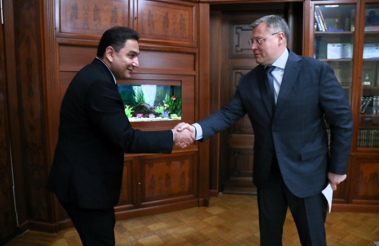 О чем Игорь Бабушкин говорил с новым консулом Туркменистана в Астрахани