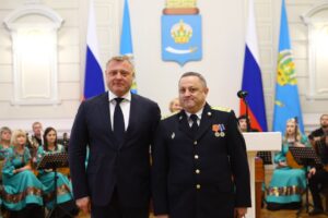 Астраханский губернатор вручил ценные награды пограничникам