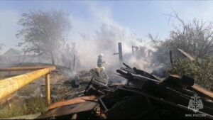 Под Астраханью произошел крупный пожар