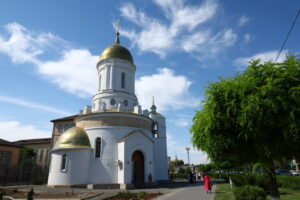 В Астрахани заканчивают строить необычный храм