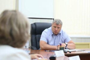 Жители Енотаевки получили от губернатора ответ на самый волнующий вопрос
