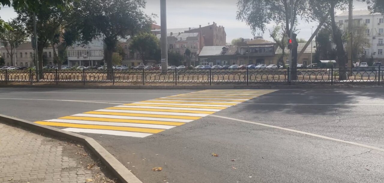 В центре Астрахани нашли странный пешеходный переход, но есть нюанс