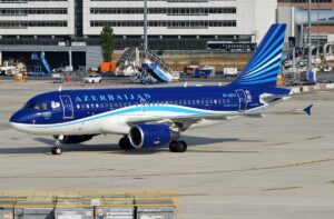 Авиакомпания Azerbaijan Airlines продолжит полеты в Астрахань