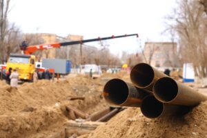 Раз прорыв, два прорыв: где в Астраханской области прокуратура потребовала заменить трубы