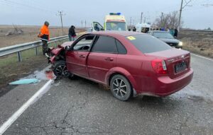 Астраханка со знаком «начинающий водитель» устроила смертельное ДТП на трассе