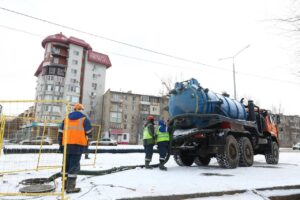 В густонаселенном районе Астрахани заменят очень проблемную канализацию