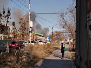 Почему в двух районах Астрахани запахло гарью