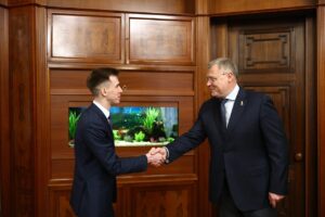 Астраханский губернатор встретился с начальником главного штаба «Юнармии» Владиславом Головиным
