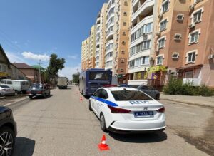 Ребенка увезли в больницу после поездки в астраханском автобусе