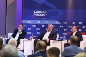 Астраханская «Единая Россия» выдвинула в депутаты врачей, педагогов и участников СВО
