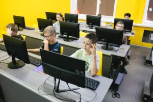 TOP IT SCHOOL — прогрессивный подход к образованию в Астрахани