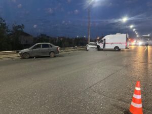 Возле Нового моста произошло ДТП с участием скорой помощи