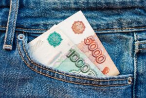 Платят до 165 тысяч: где астраханцам предлагают самые высокие зарплаты