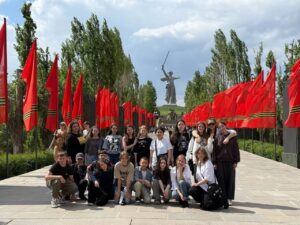 Школьников Астрахани приглашают на экскурсию в Волгоград 13 сентября