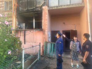 В Астрахани в собственной квартире сгорела женщина