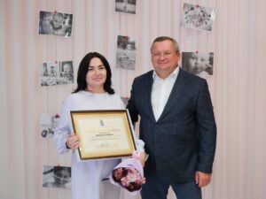 Игорь Мартынов поблагодарил дошкольных работников за преданность профессии, доброту и любовь к детям