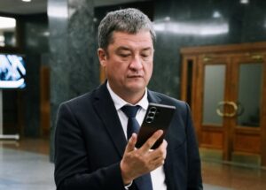 Депутат Госдумы от Астрахани Ринат Аюпов запустил канал в национальном мессенджере MAX