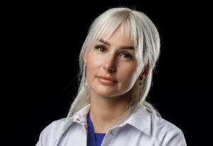 Астраханка успешно развивает стоматологический бизнес благодаря господдержке
